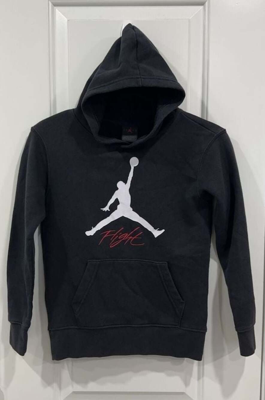 Jordan Jumpman Flight Graphic Pullover Hoodie Black. Boys (9-10)